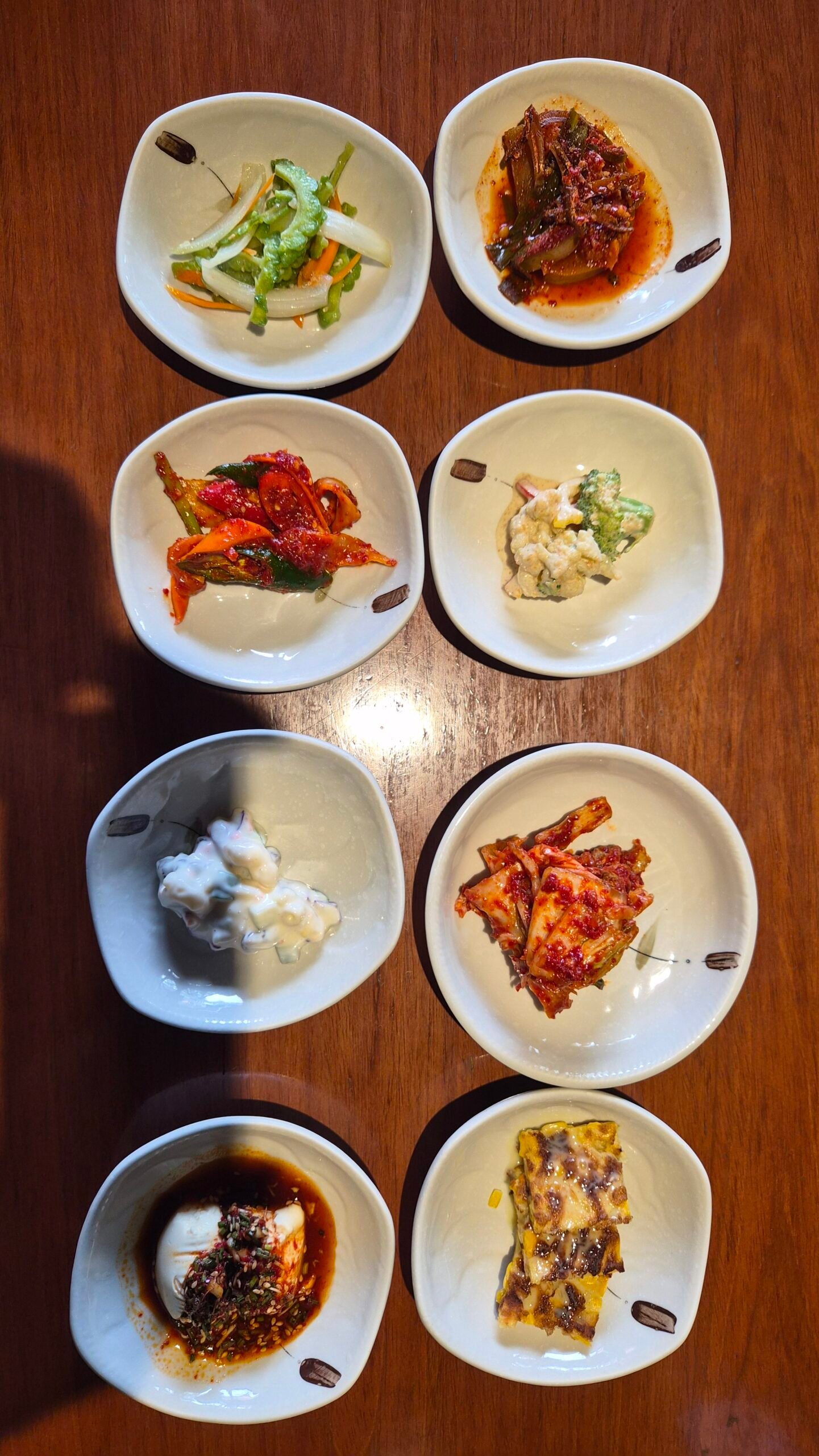 산정 반찬 8가지 - 오이무침 계란말이 배추김치